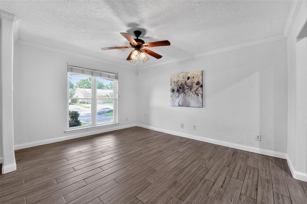 10407 Winding Trail Road - Photo 4