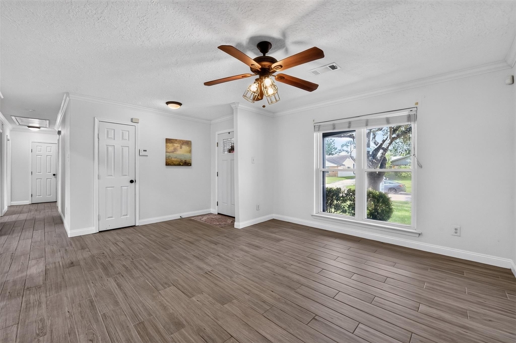 10407 Winding Trail Road - Photo 5