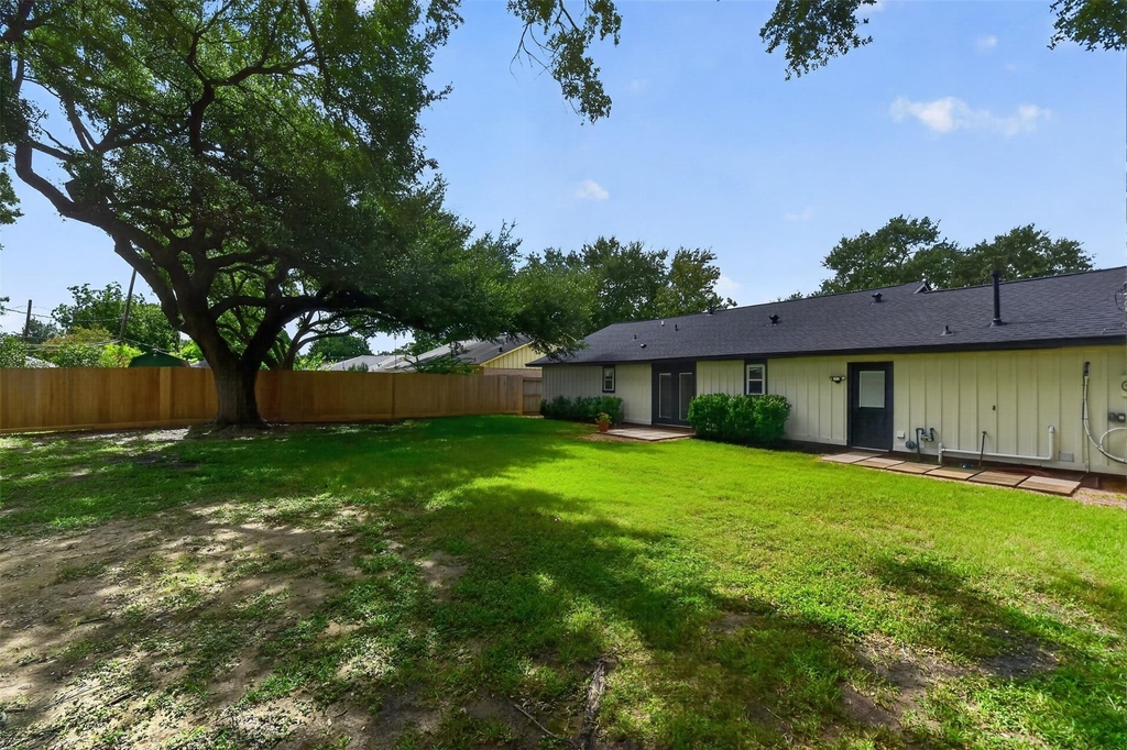10407 Winding Trail Road - Photo 32