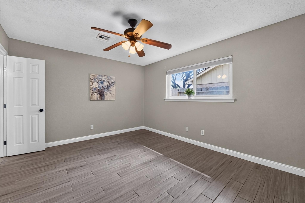10407 Winding Trail Road - Photo 19