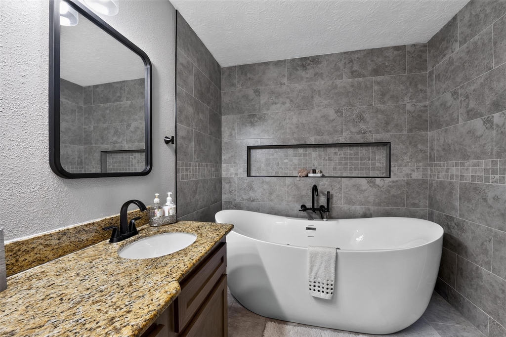 10407 Winding Trail Road - Photo 26