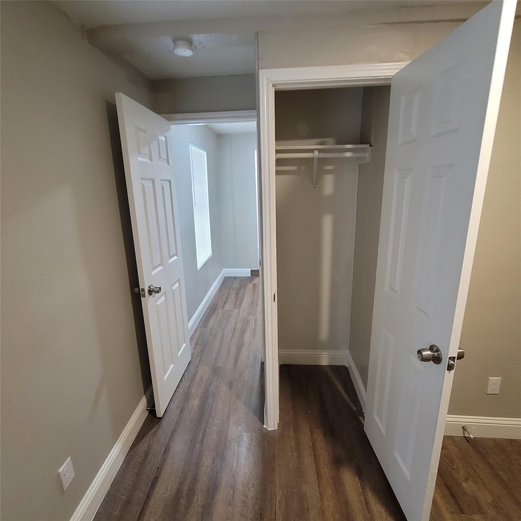6810 Bleker Street - Photo 4