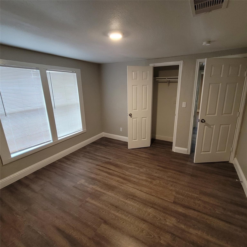 6810 Bleker Street - Photo 18
