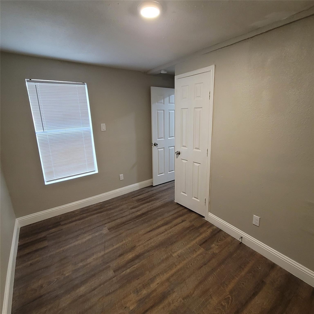 6810 Bleker Street - Photo 3