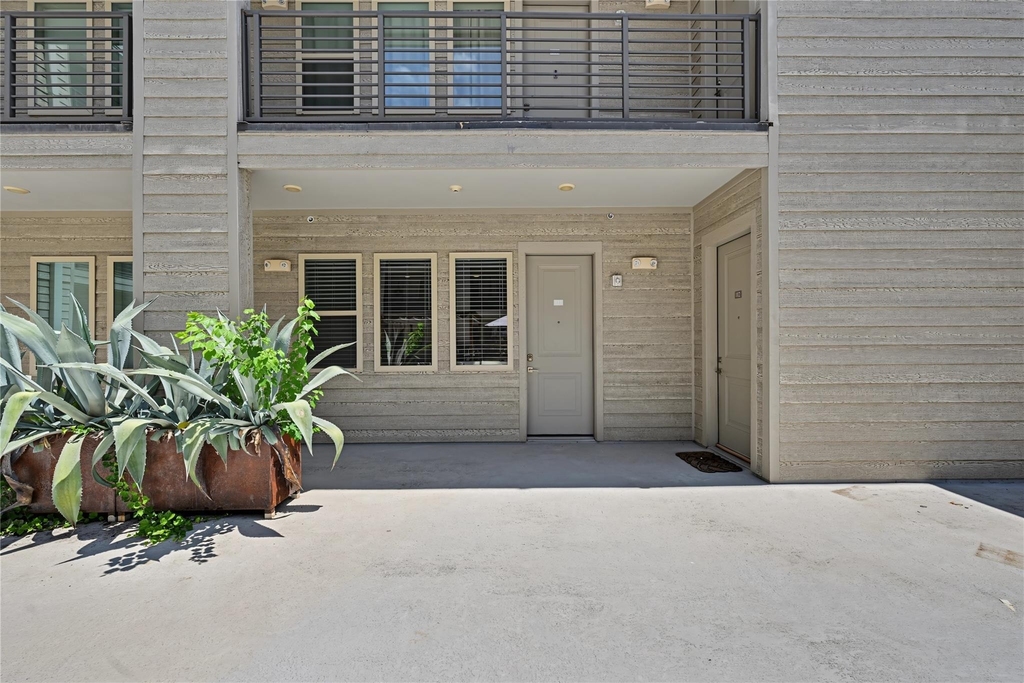 4819 Caroline Street - Photo 7