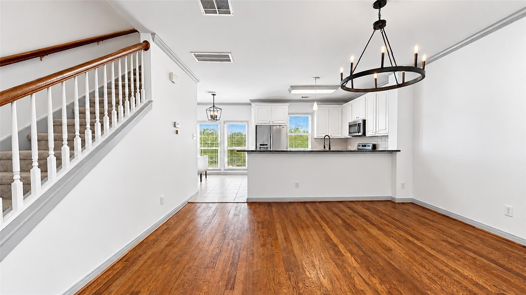 1517 Drew Street - Photo 10