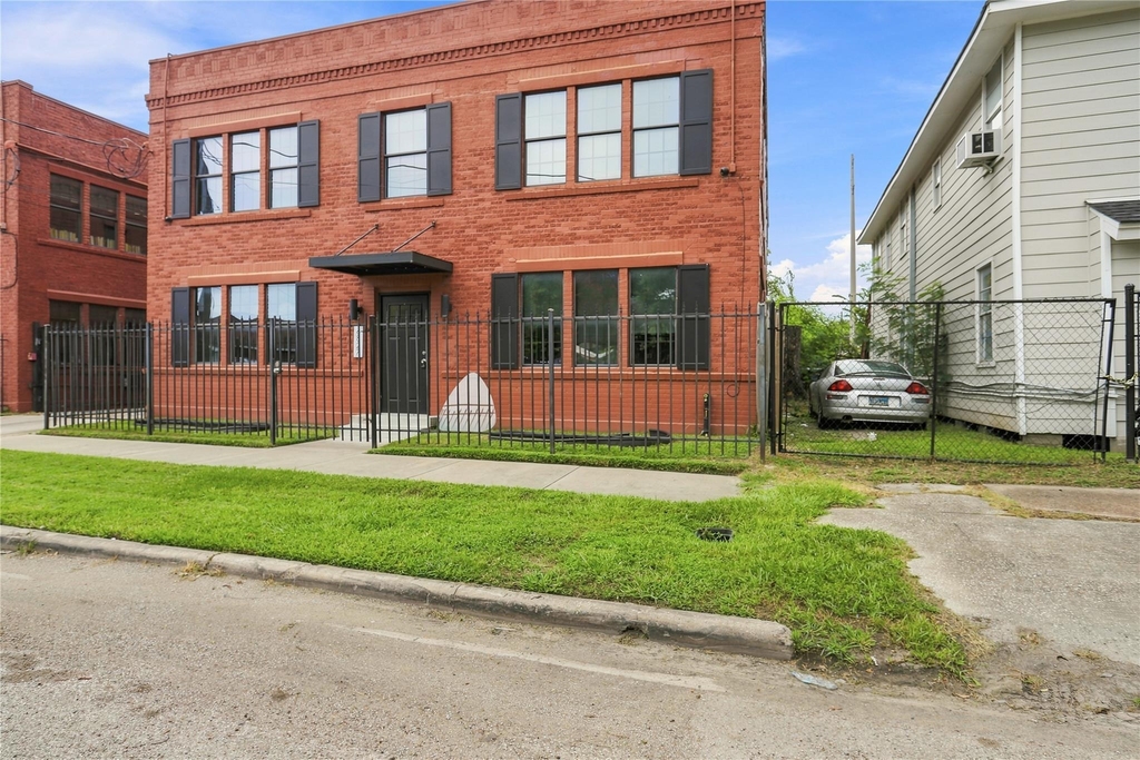 6825 Avenue C - Photo 0