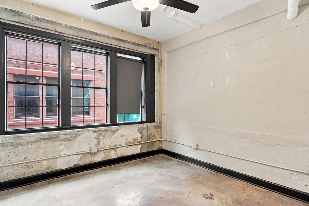 6825 Avenue C - Photo 6