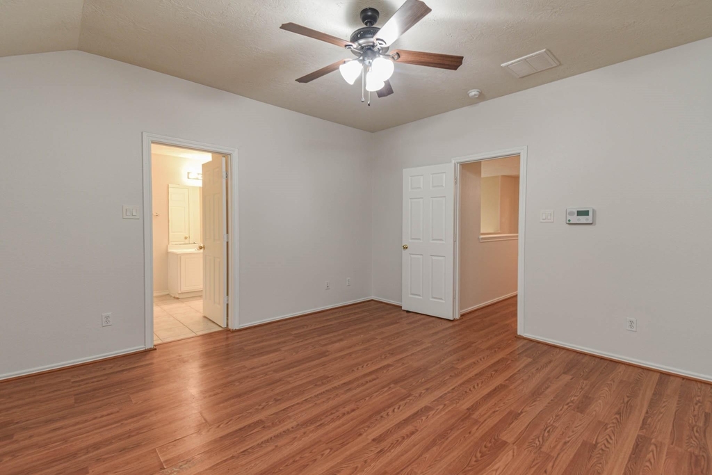 213 E Summerhaze Circle - Photo 19
