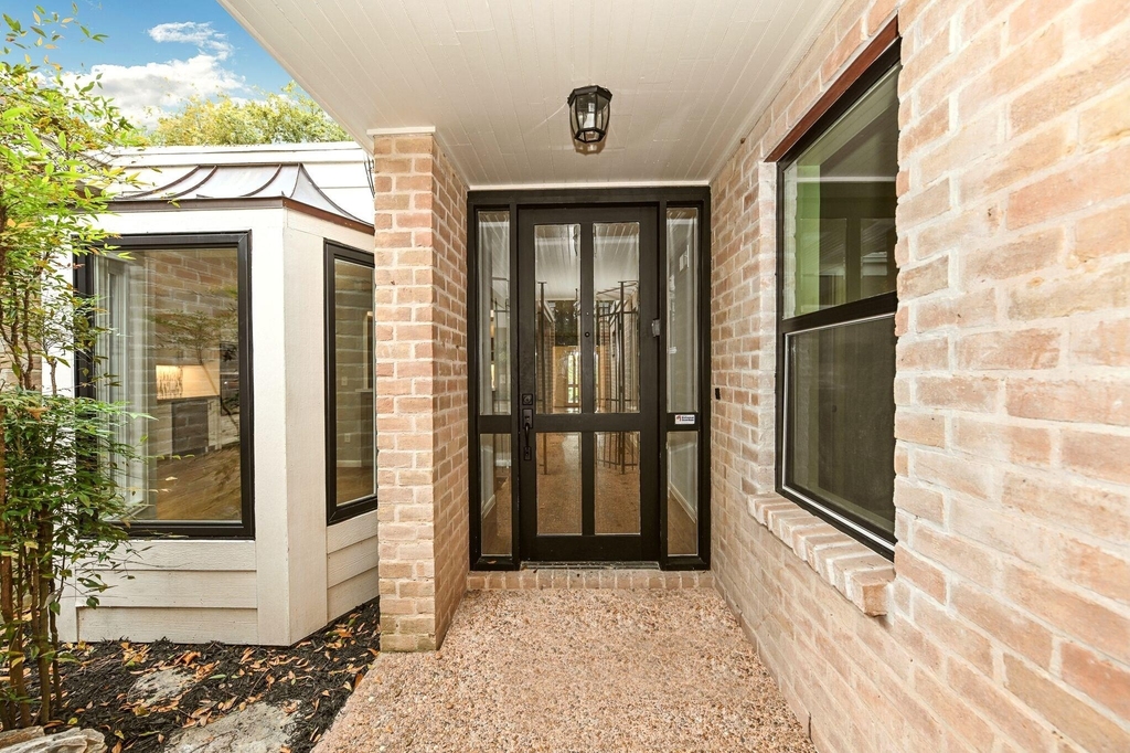 10 Woodstone Street - Photo 3