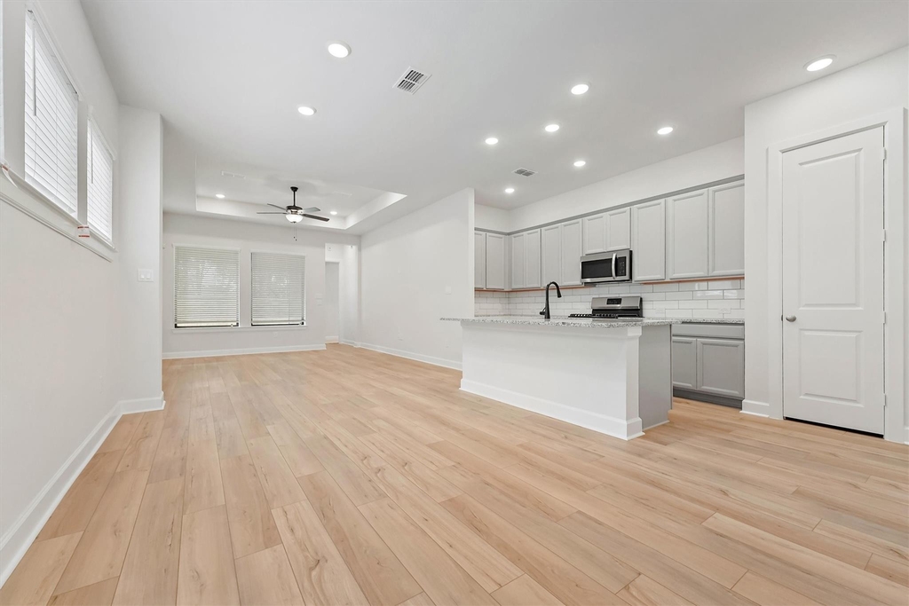 10518 William Park Drive - Photo 1