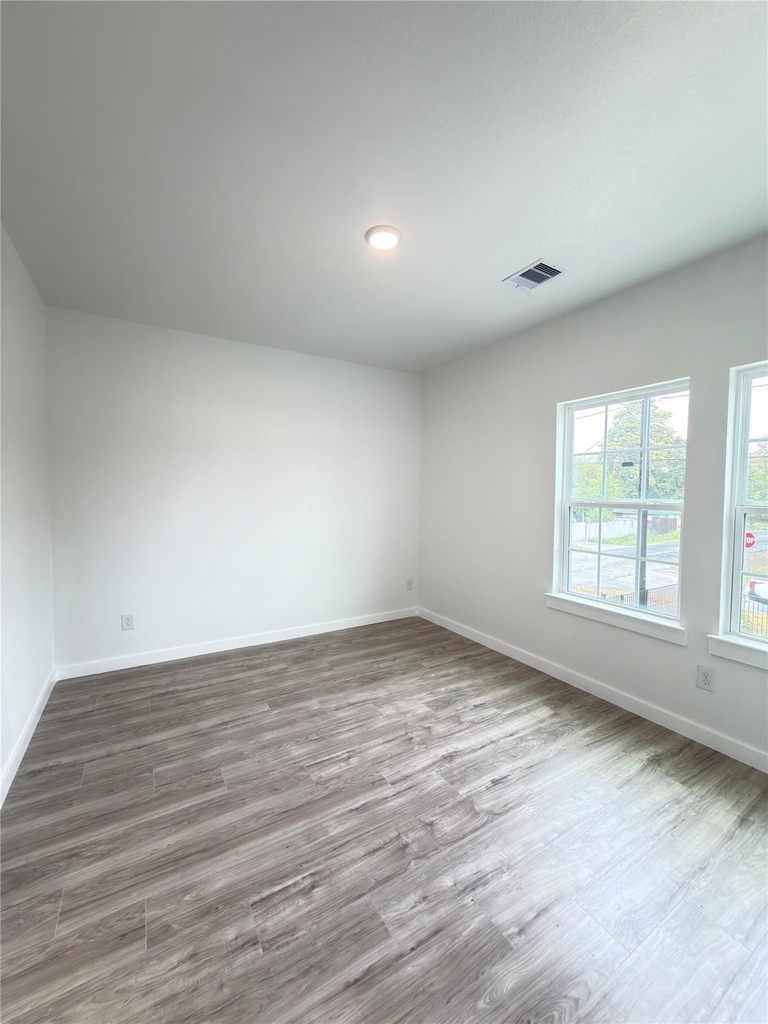 7502 Laura Koppe Road - Photo 15