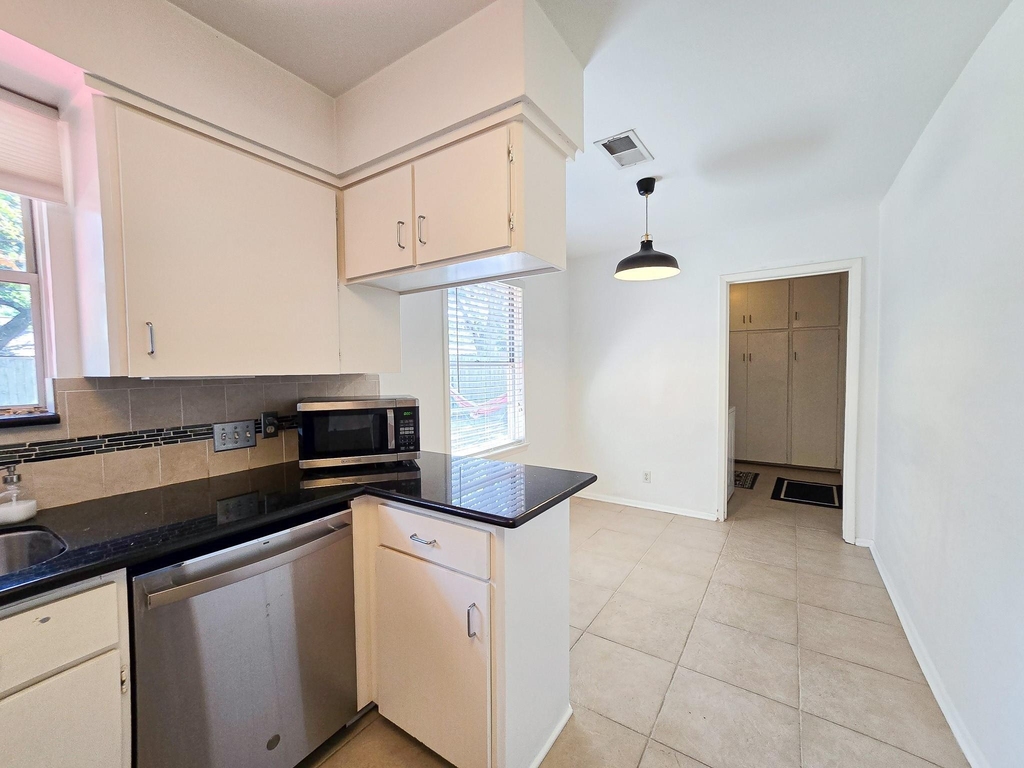 9507 Meadowbriar Lane - Photo 12