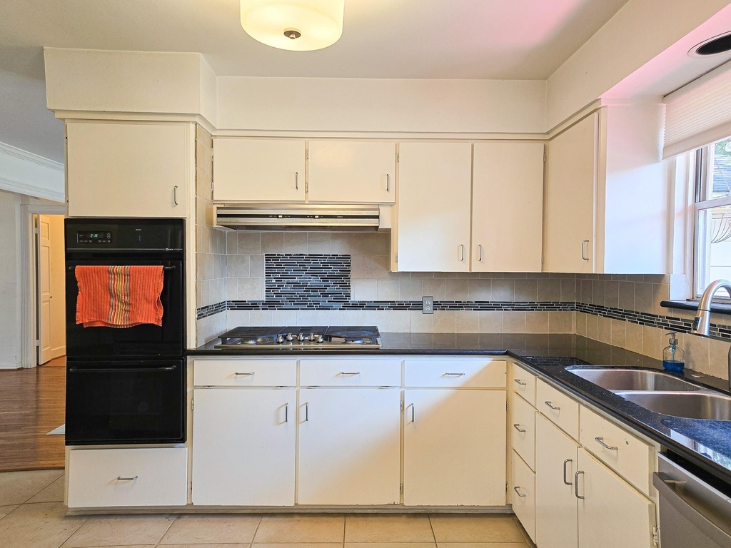 9507 Meadowbriar Lane - Photo 10