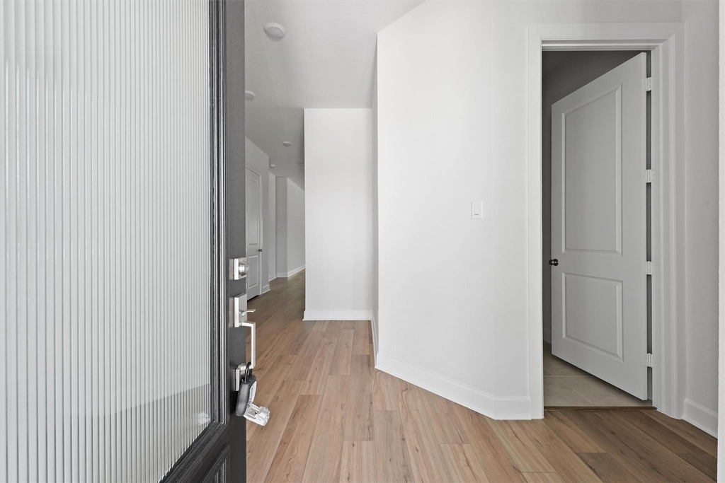 10622 William Park Drive - Photo 2