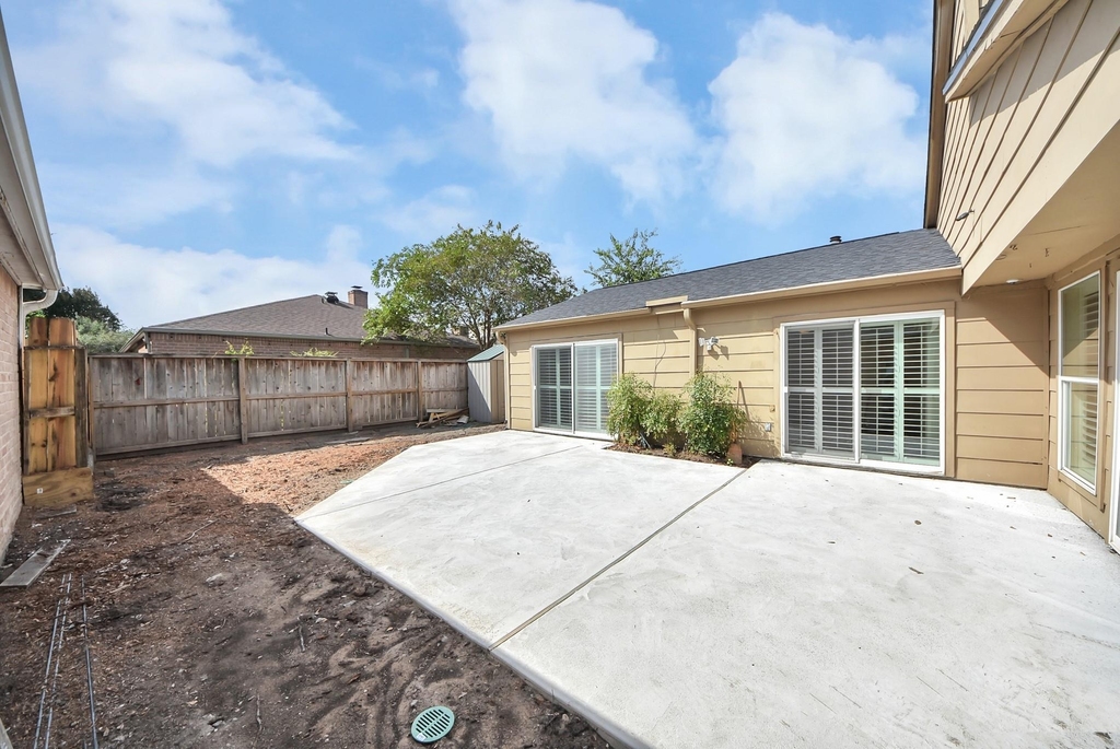 2210 Linea Del Pino Street - Photo 34