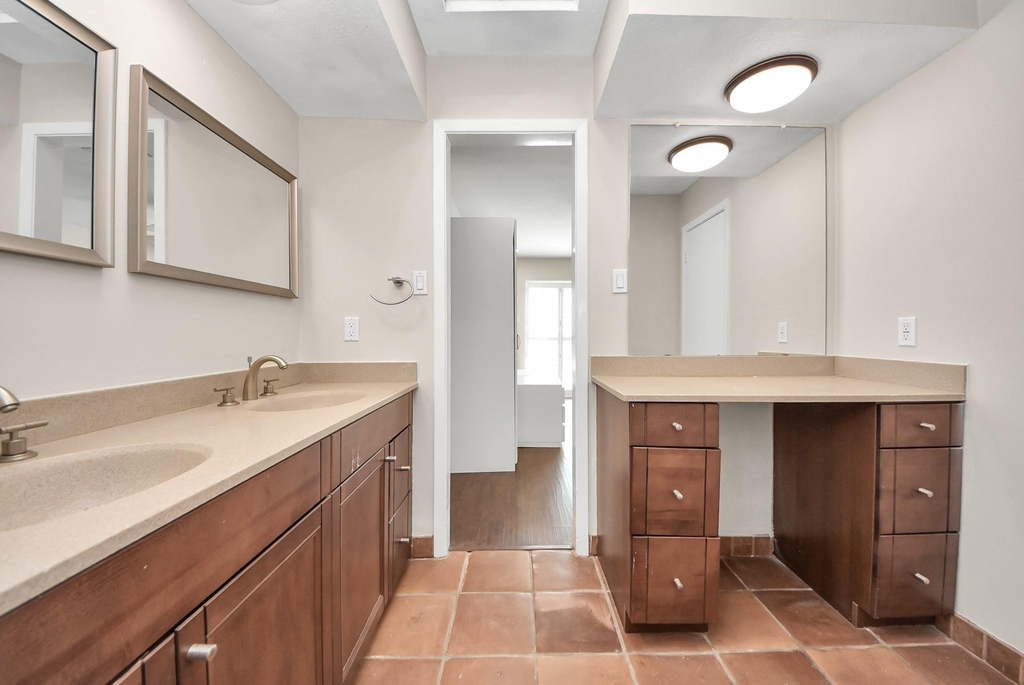 2210 Linea Del Pino Street - Photo 24