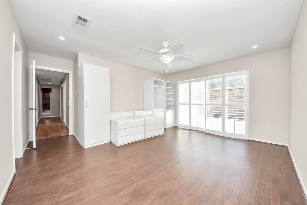 2210 Linea Del Pino Street - Photo 21