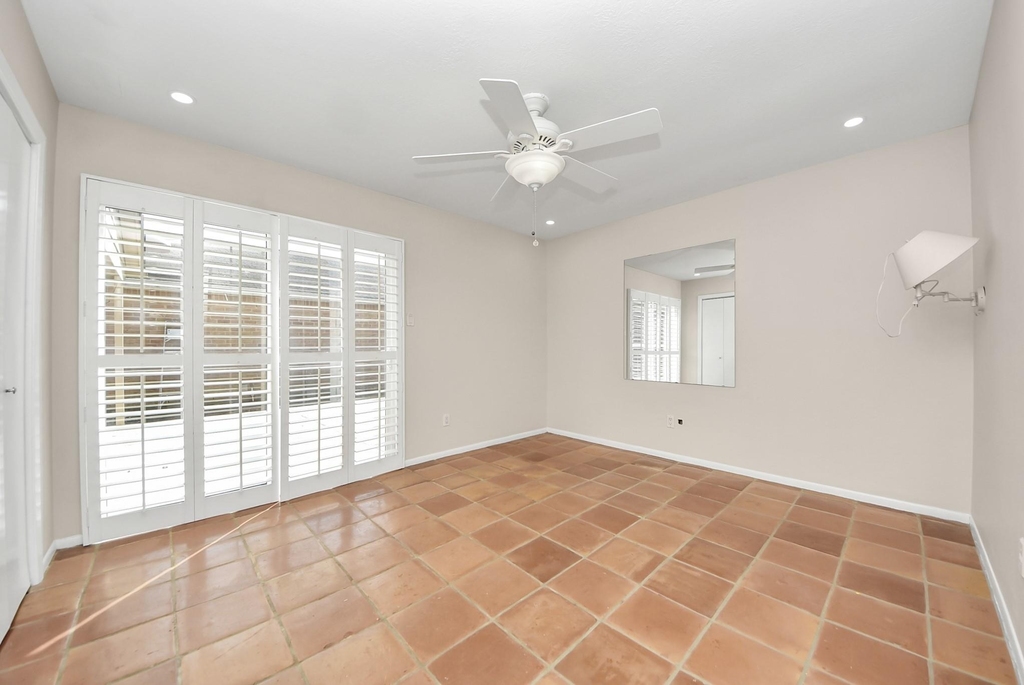 2210 Linea Del Pino Street - Photo 30