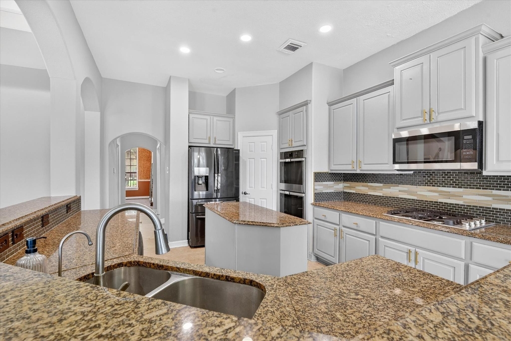 11127 Salento Court - Photo 15