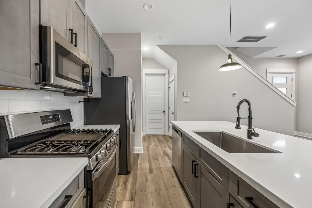 1209 W Tidwell Road - Photo 9
