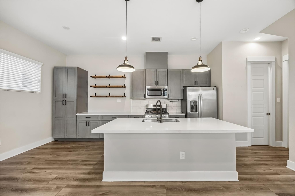 1209 W Tidwell Road - Photo 11