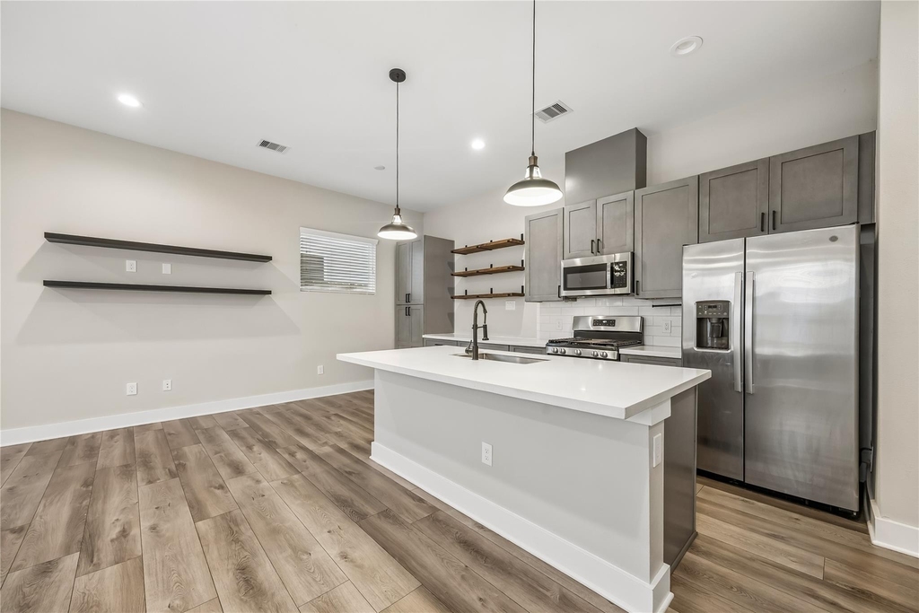 1209 W Tidwell Road - Photo 6