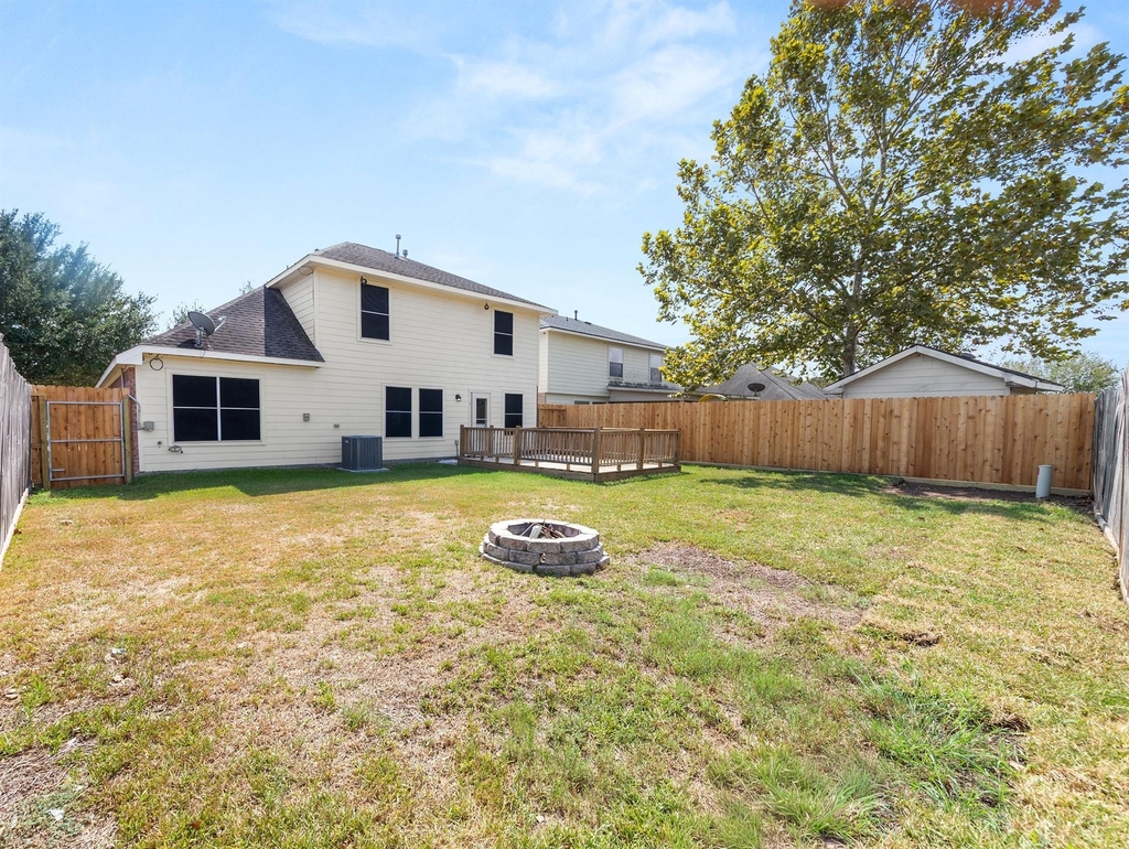 2734 Sage Bluff Avenue - Photo 29
