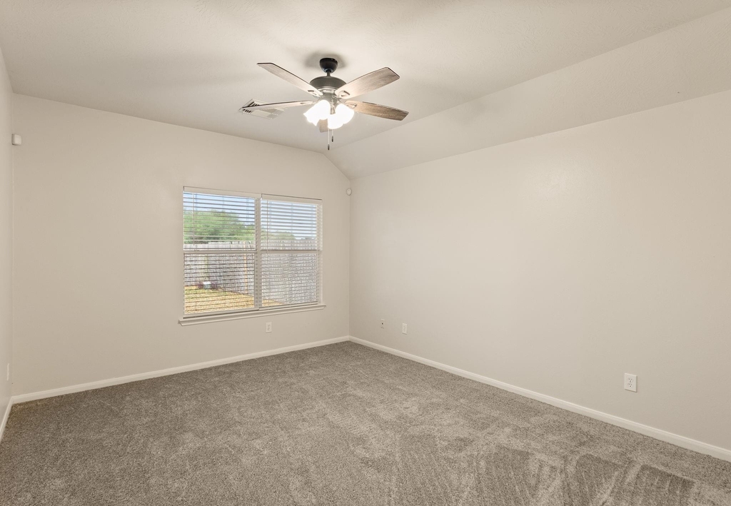 2734 Sage Bluff Avenue - Photo 13