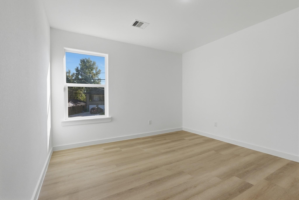 903 Marjorie Street - Photo 12