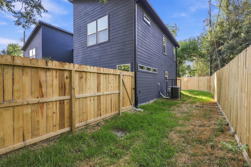 903 Marjorie Street - Photo 22