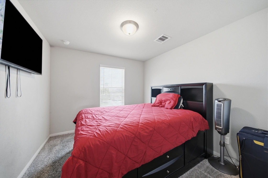 1812 Kingsford Prairie Court - Photo 5
