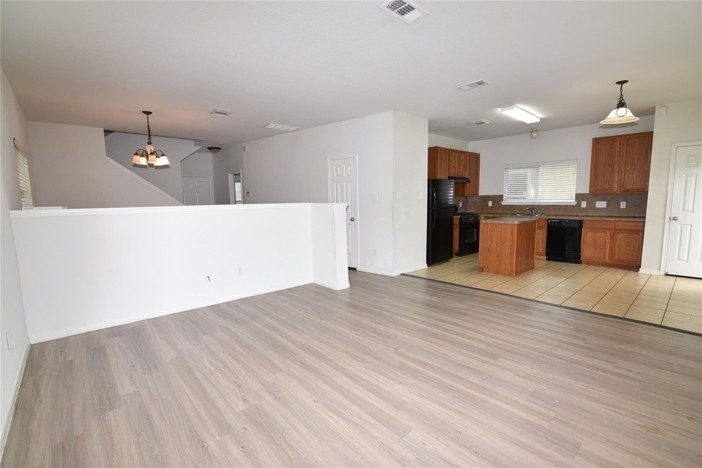 11912 Prior Park Drive - Photo 3