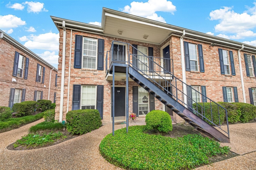 6410 Del Monte Drive - Photo 3