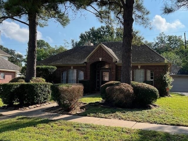 319 S Cheddington Drive - Photo 2