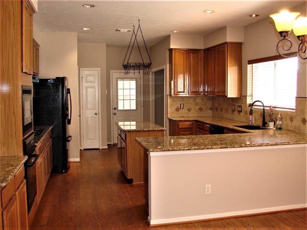 319 S Cheddington Drive - Photo 15