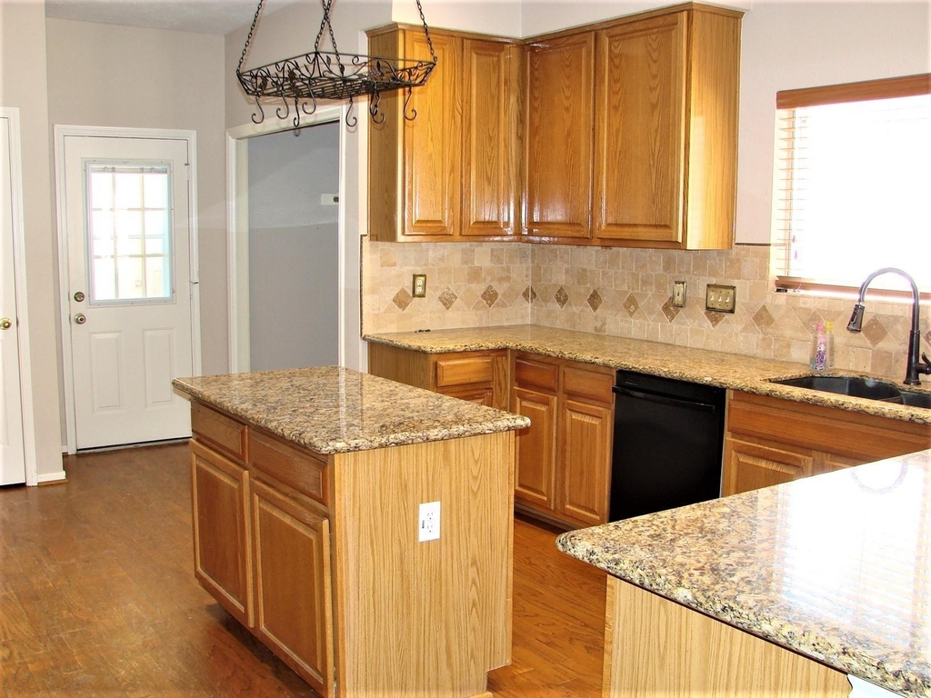 319 S Cheddington Drive - Photo 14
