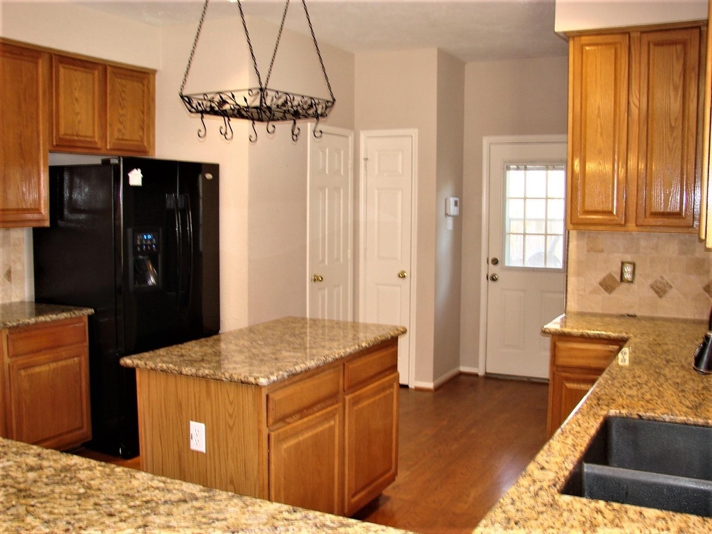 319 S Cheddington Drive - Photo 17