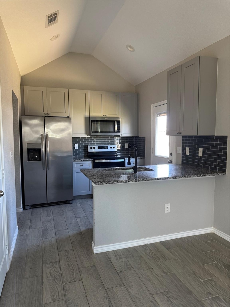 349 Road 5704 - Photo 8