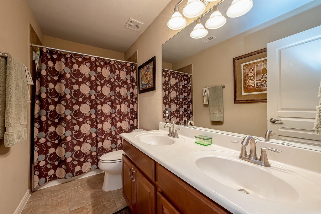 6415 Burgess Heights Lane - Photo 18
