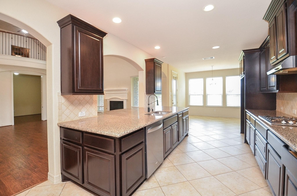 23610 Esperia Street - Photo 9
