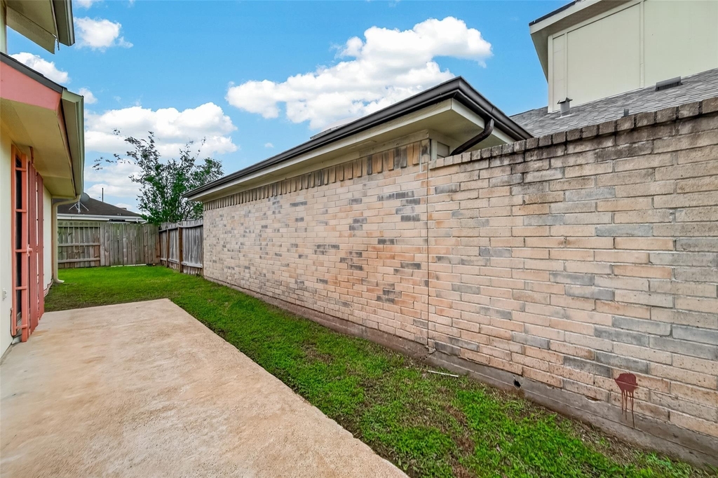 13431 Clarewood Drive - Photo 29