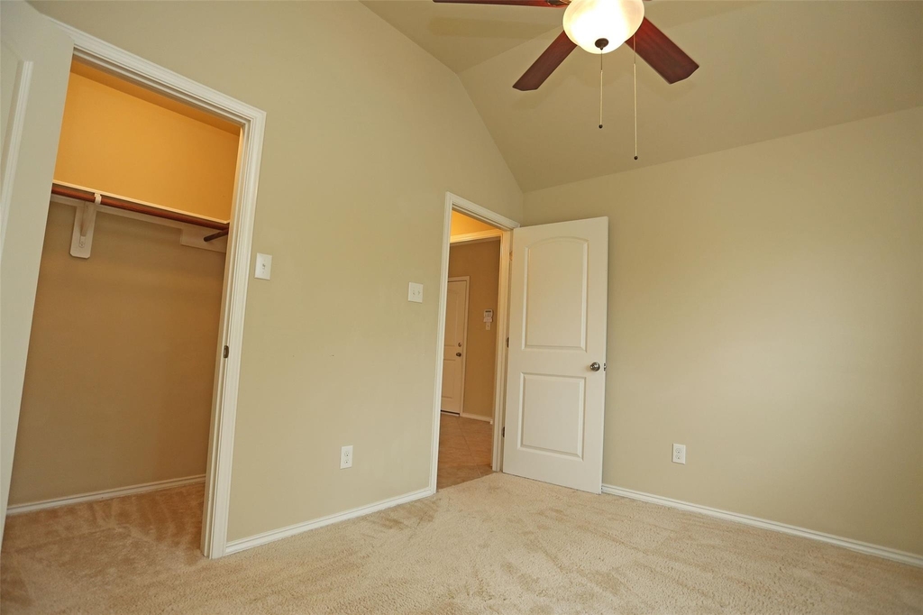 3107 Crystal Cascade Lane - Photo 18