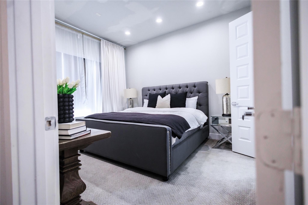 2105 Engelmohr Street - Photo 13