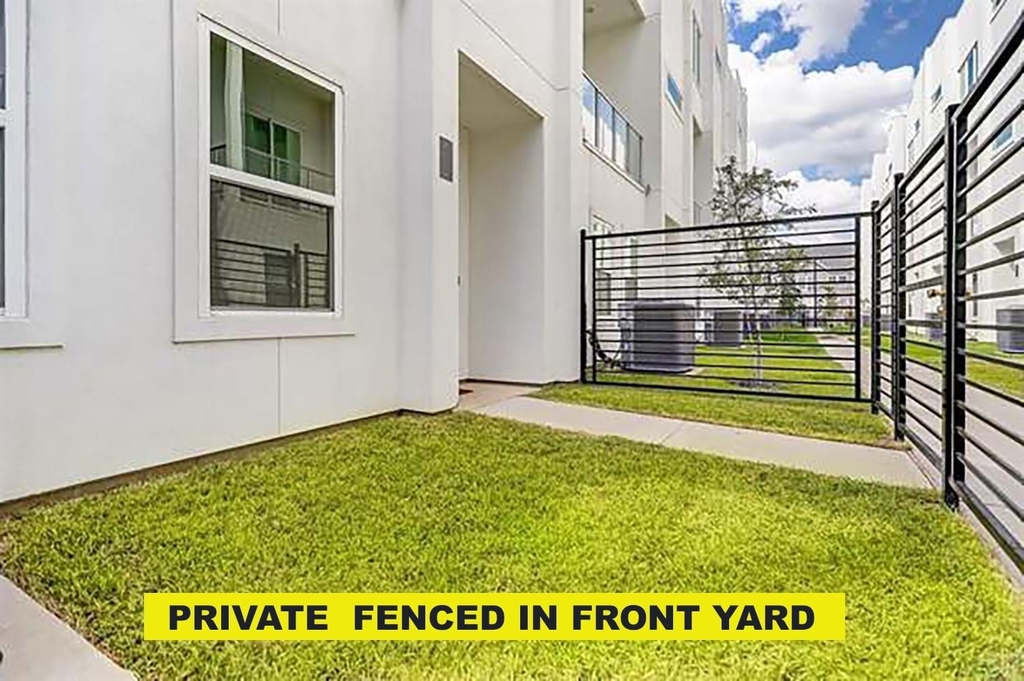 2105 Engelmohr Street - Photo 1
