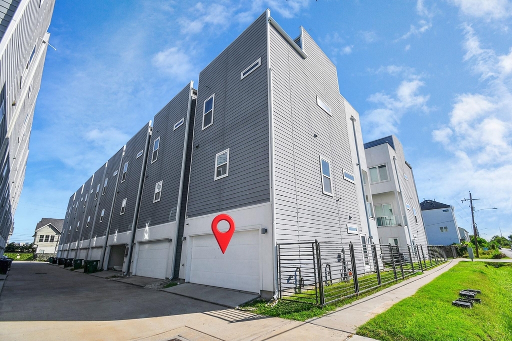 2105 Engelmohr Street - Photo 19