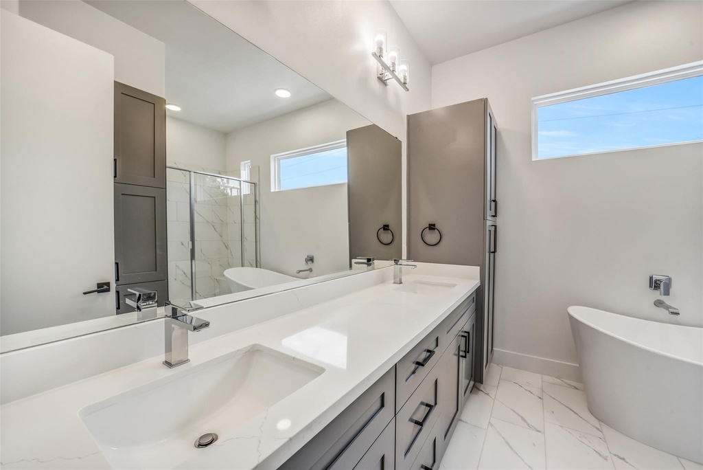 227 Willard Street - Photo 24