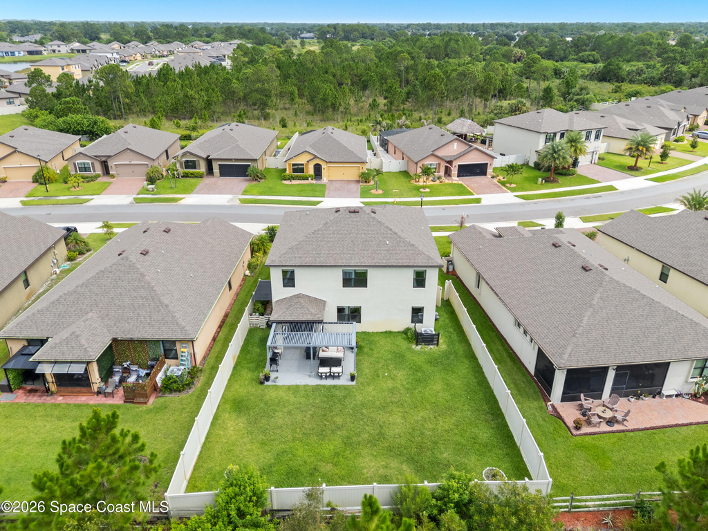 620 Old Country Road South E - Photo 2