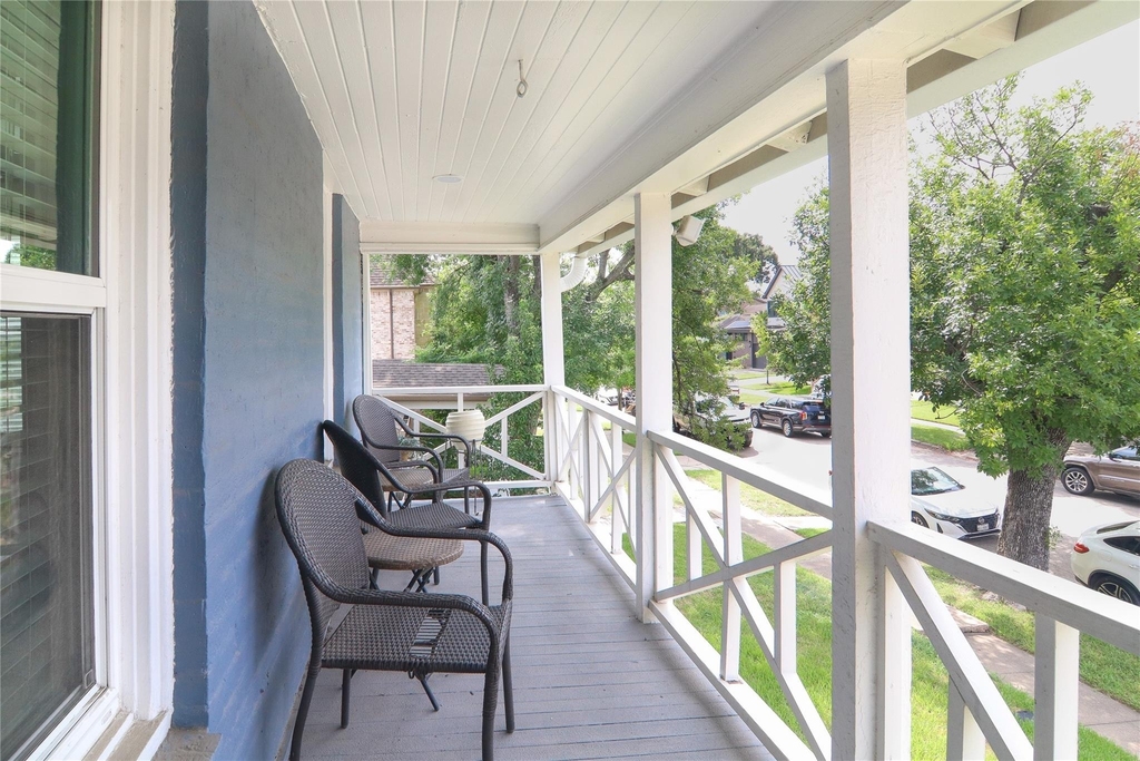2146 Sul Ross Street - Photo 16