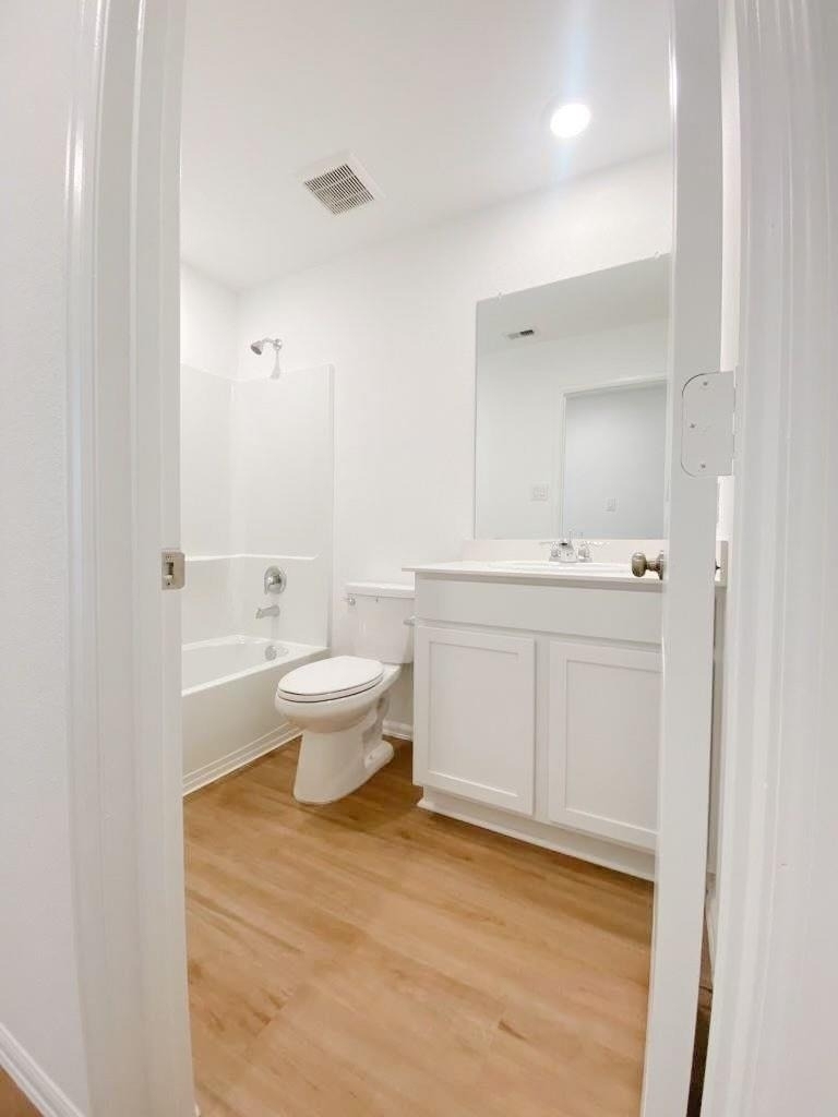 4242 Barrington Cove - Photo 2